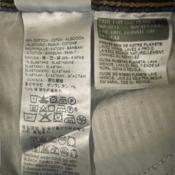 Levi’s ~ Blue Denim Boyfriend Jeans ~ size 33 - Picture 7 of 12